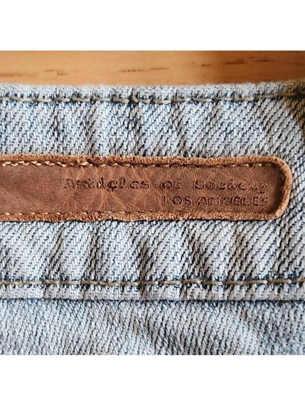 ARTICLES OF SOCIETY DENIM BERMUDA STYLE SHORT - SIZE 27 - Picture 3 of 6